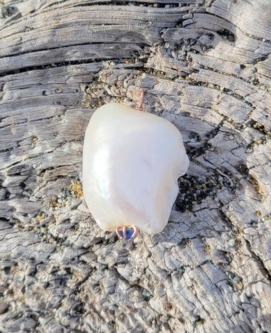 Sea Pearl with Cylon Sapphire 14k Rosegold Pendant